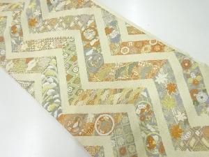 リサイクル　変わり縞に草花・蝶模様織出し名古屋帯